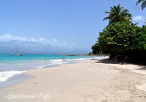 Appartement Café - Proche de la plage du Gosier